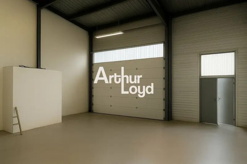 Flex in Fréjus for lease - Interior Photo - Image 1 of 3