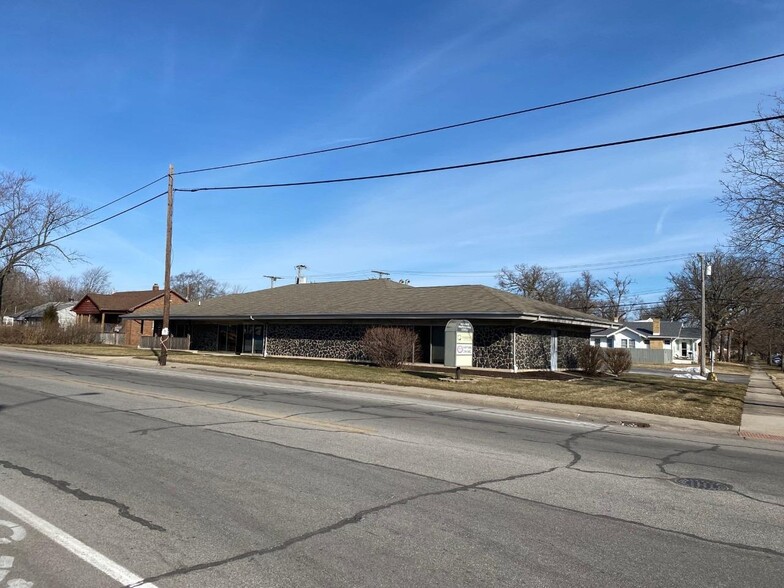 904 W Old Ridge Rd, Hobart, IN for sale - Building Photo - Image 1 of 7