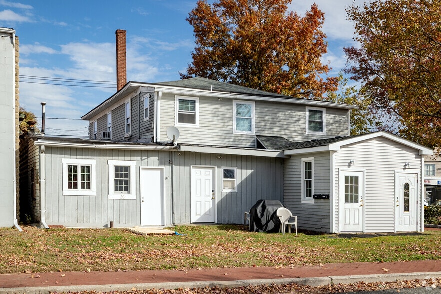 26-28 Main St, Kings Park, NY for sale - Building Photo - Image 3 of 6