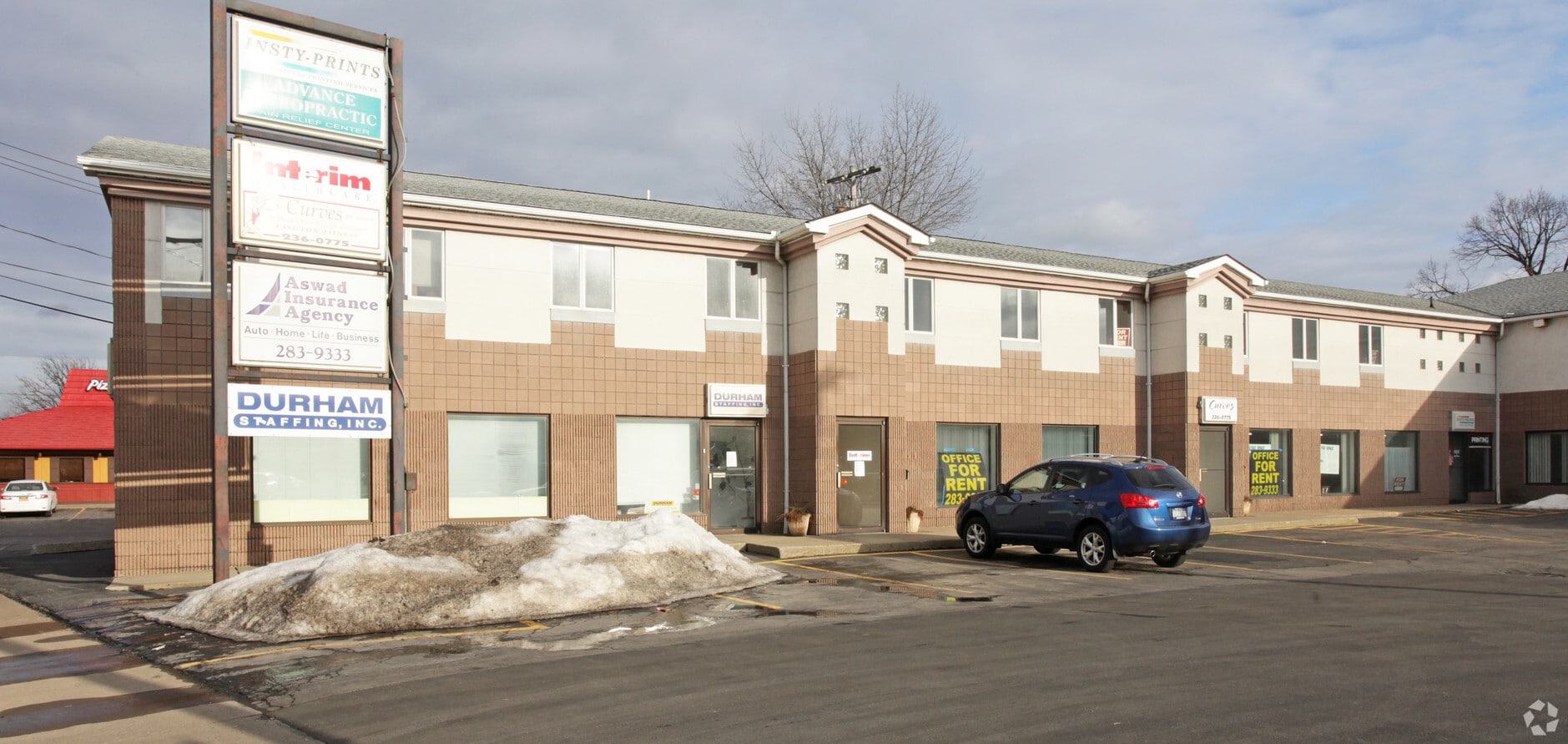 7703 Niagara Falls Blvd, Niagara Falls, NY 14304