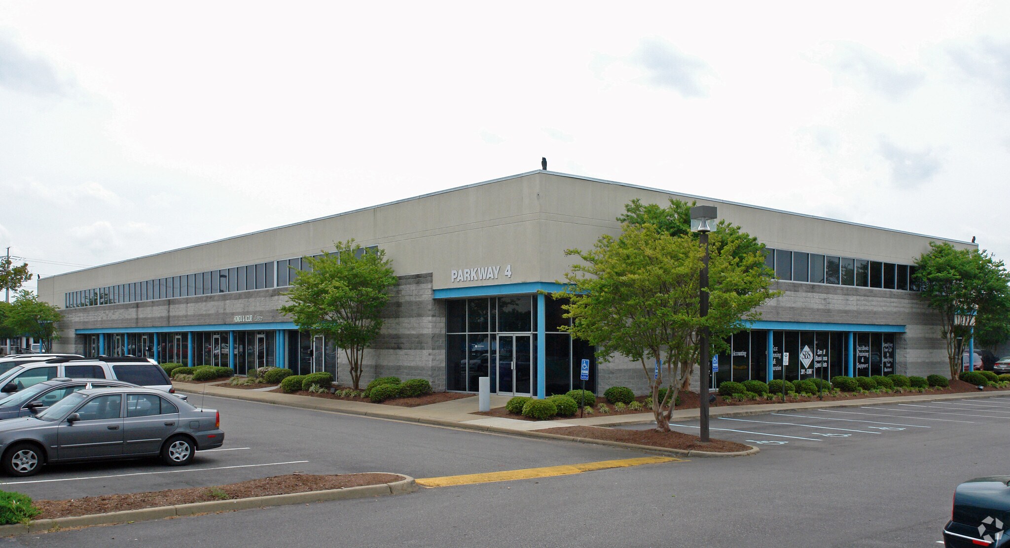 2697 International Pky, Virginia Beach, VA for lease Primary Photo- Image 1 of 7