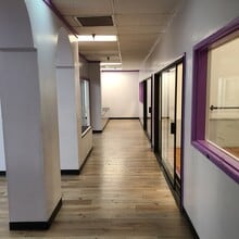 4520 Stine Rd, Bakersfield, CA for lease Interior Photo- Image 2 of 10