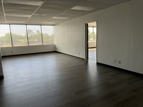 4067 E Grant Rd, Tucson, AZ for lease Interior Photo- Image 2 of 9