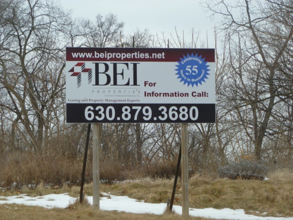 211 Main St, Batavia, IL 60510