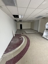 11921-12043 Johnson Dr, Shawnee, KS for lease Interior Photo- Image 1 of 1