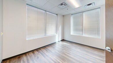 9250 N 3rd St, Phoenix, AZ for lease Interior Photo- Image 2 of 7