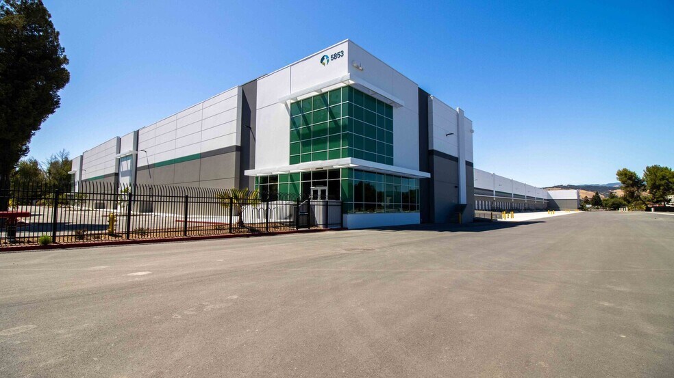5853 Rue Ferrari, San Jose, CA for lease - Building Photo - Image 2 of 10