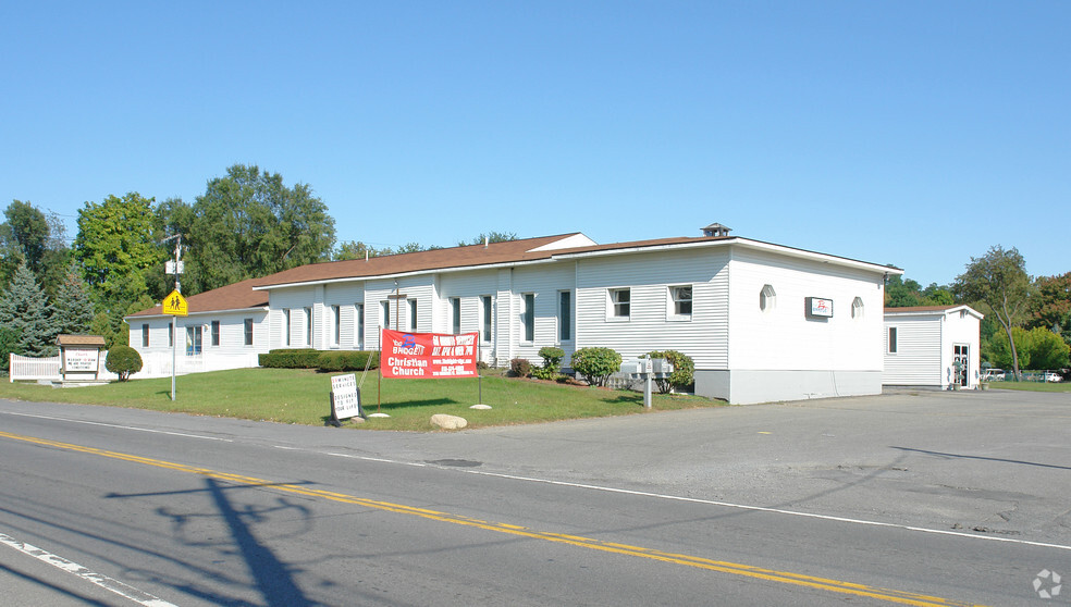 2739 Hamburg St, Rotterdam, NY for lease - Primary Photo - Image 1 of 8