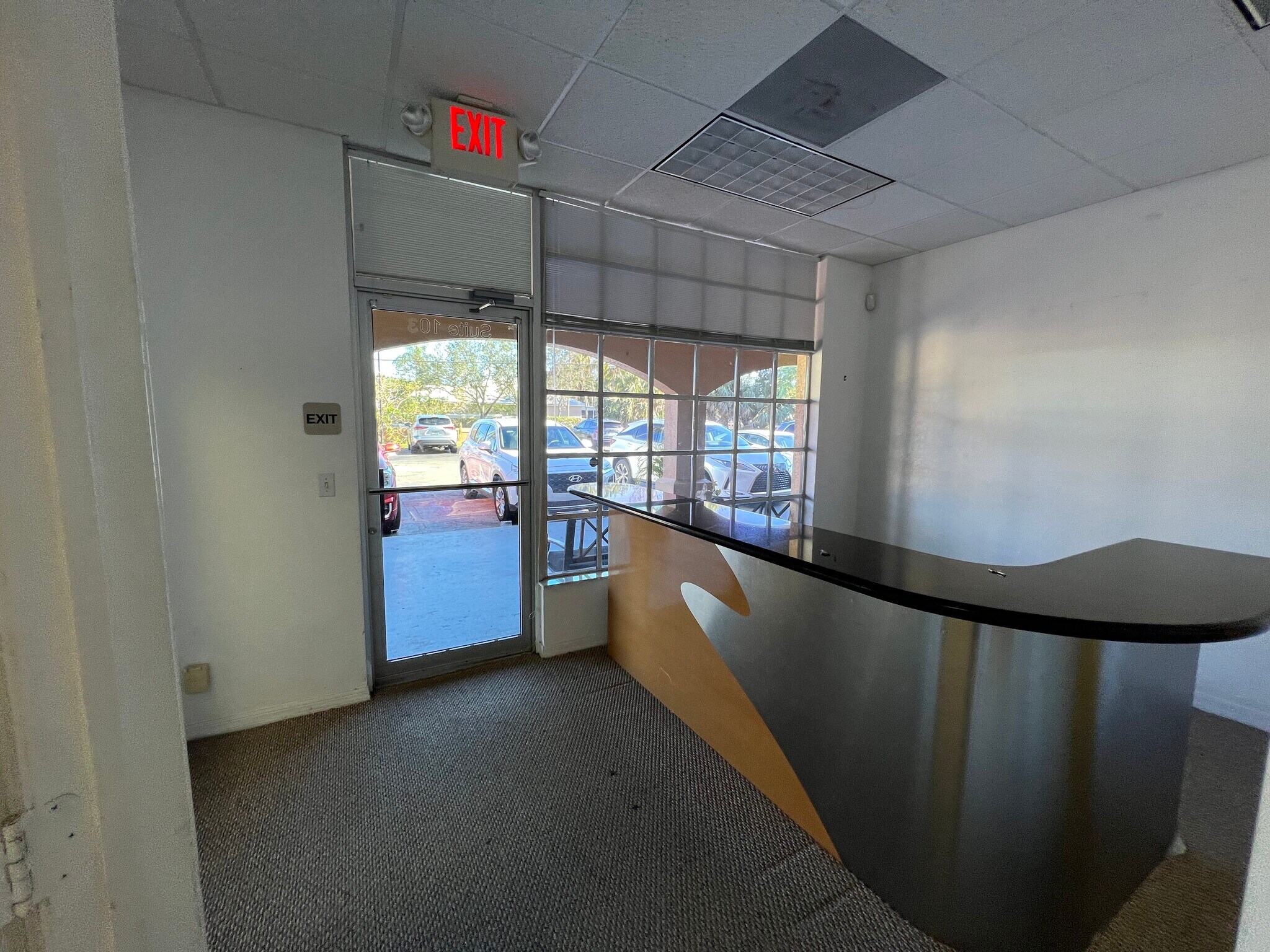 7050 Winkler Rd, Fort Myers, FL 33919 Myerlee SquareFront