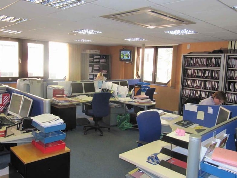 99-101 High St, Belfast for lease - Interior Photo - Image 3 of 4