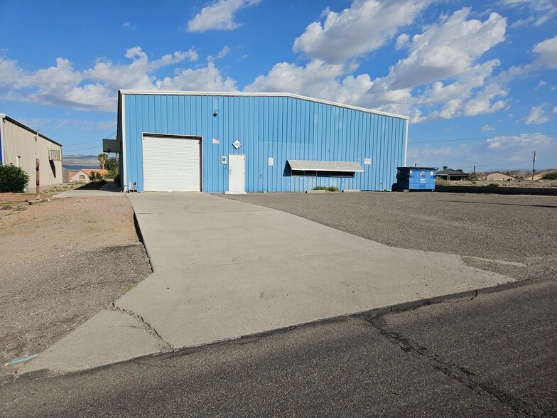 3829 Rising Sun Rd, Bullhead City, AZ for lease - Building Photo - Image 1 of 9