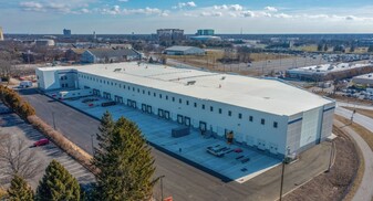 107 Charles Lindbergh Blvd, Garden City NY - Warehouse