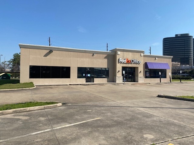 315 N Sam Houston Pky E, Houston, TX for sale - Building Photo - Image 1 of 7