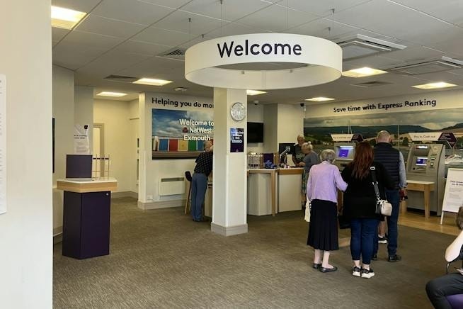 11 Rolle St, Exmouth for lease - Interior Photo - Image 2 of 2