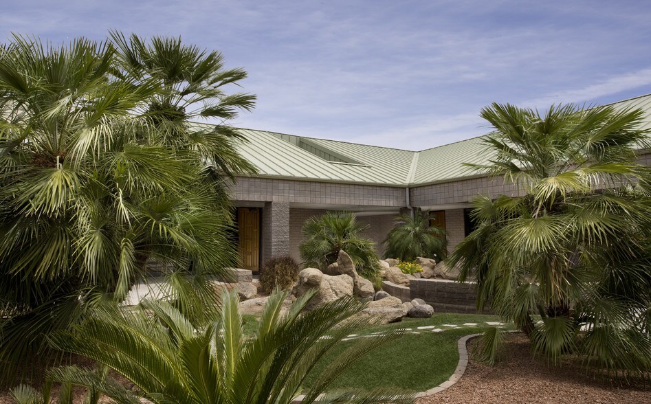 6120 W Bell Rd, Glendale, AZ for sale - Primary Photo - Image 1 of 1