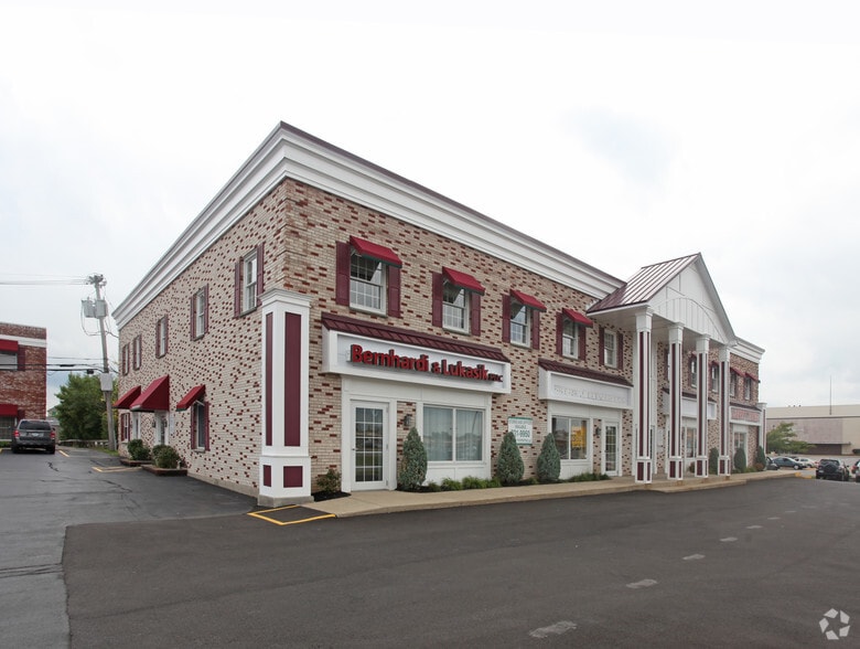 3140 Sheridan Dr, Buffalo, NY for lease - Building Photo - Image 2 of 2