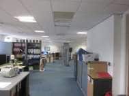117-119 High St, Crawley for lease - Interior Photo - Image 2 of 5