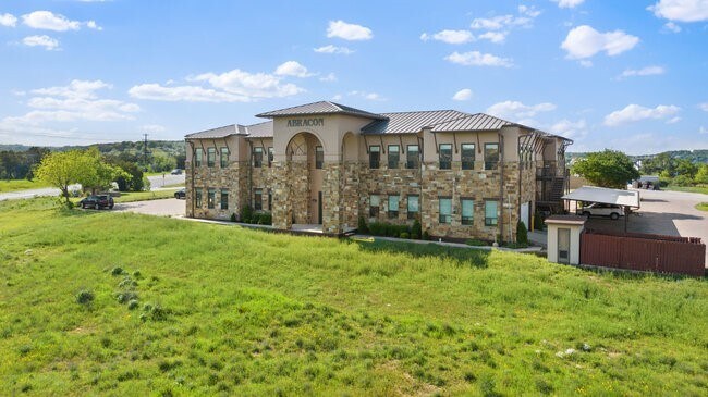 5101 Hidden Creek Ln, Spicewood, TX for sale Primary Photo- Image 1 of 1