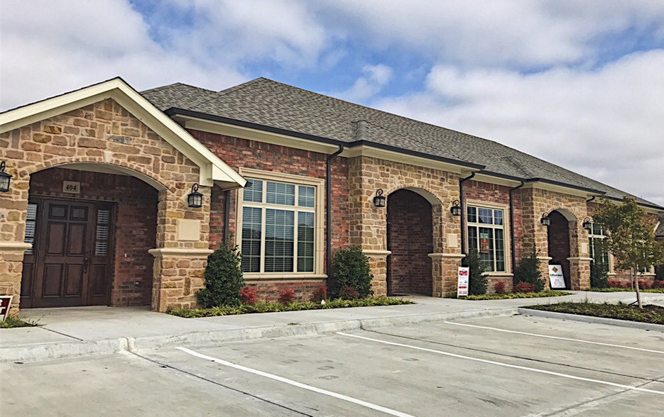 425 Old Newman Rd, Frisco, TX for lease - Building Photo - Image 1 of 40