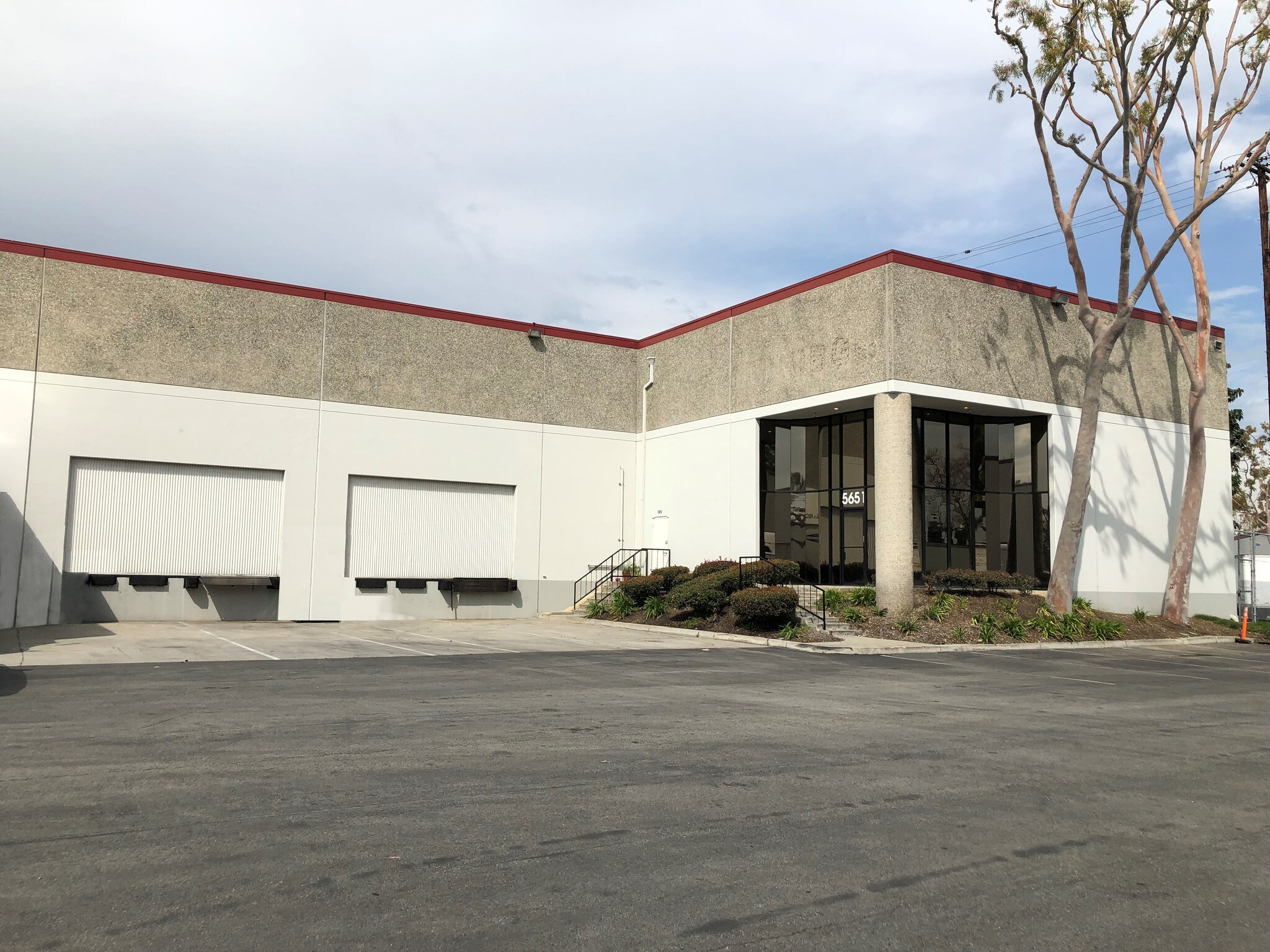 5651-5699 Rickenbacker Rd, Bell, CA for sale Building Photo- Image 1 of 1