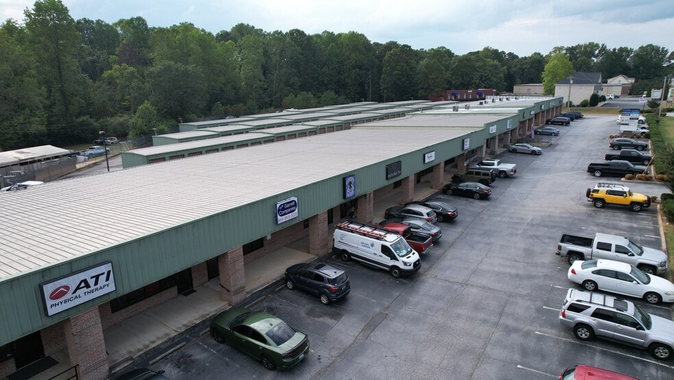 838 Powdersville Rd, Easley, SC for lease - Building Photo - Image 1 of 3