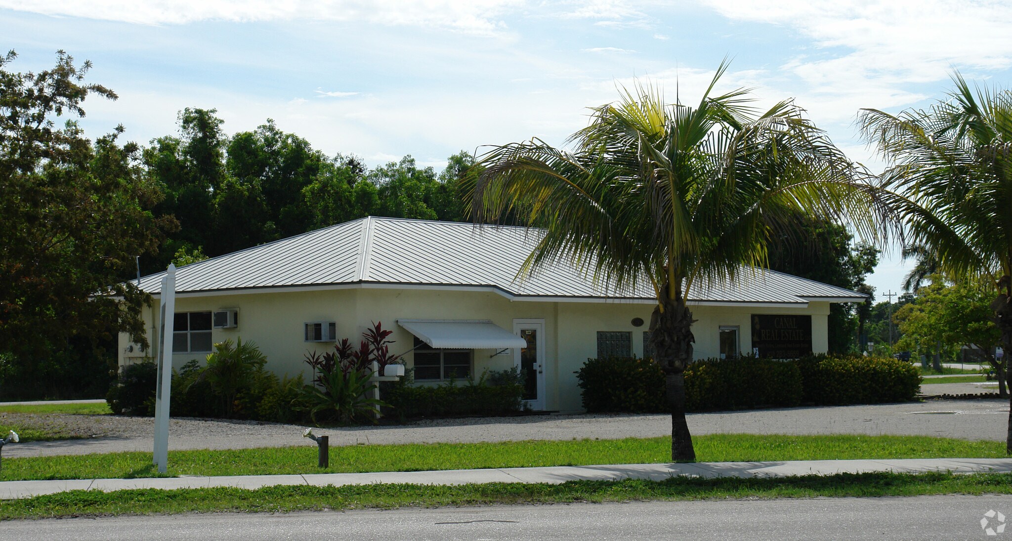 10530 Stringfellow Rd, Bokeelia, FL for sale Primary Photo- Image 1 of 1