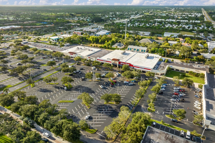 Market Place at Hobe Sound - Commercial Real Estate