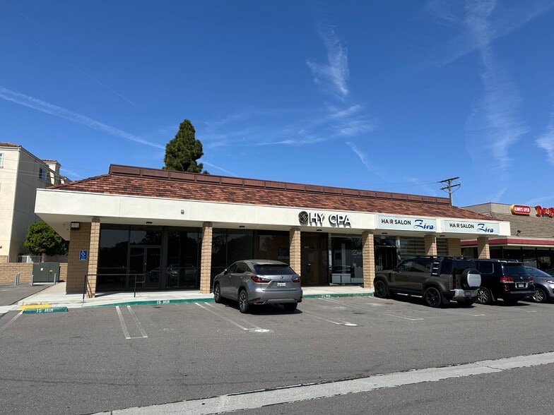3040-2050 Sepulveda Blvd, Torrance, CA for lease - Building Photo - Image 1 of 4