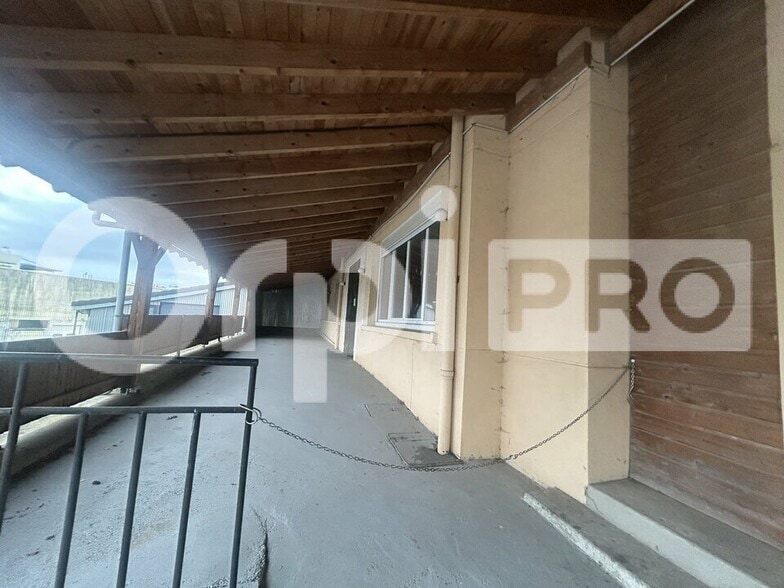 Office in Limoges for lease - Building Photo - Image 2 of 6