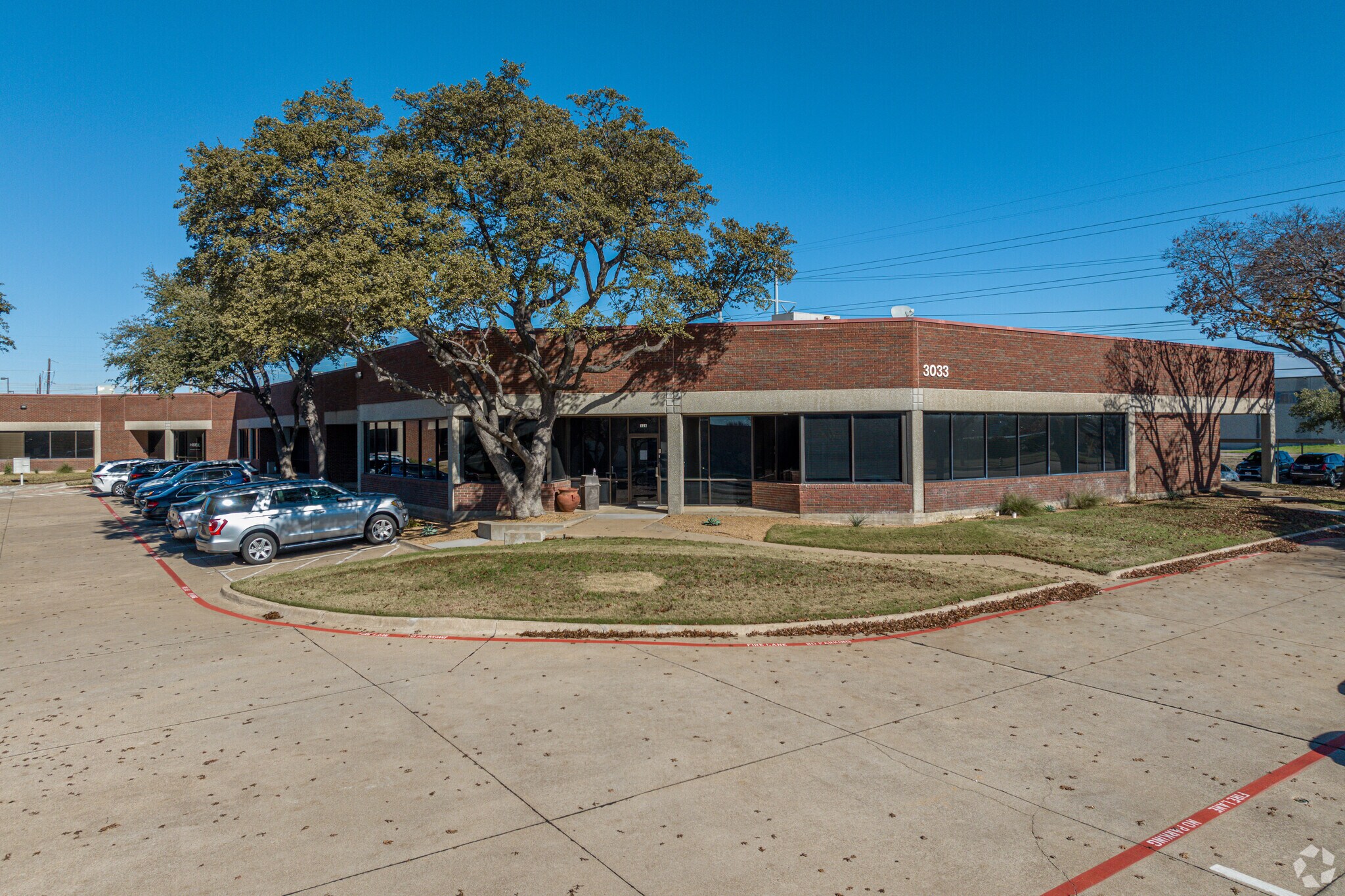 3033 Kellway Dr, Carrollton, TX for sale Primary Photo- Image 1 of 1