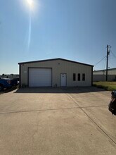 5435 Old Granbury Rd, Granbury, TX for lease Interior Photo- Image 1 of 14