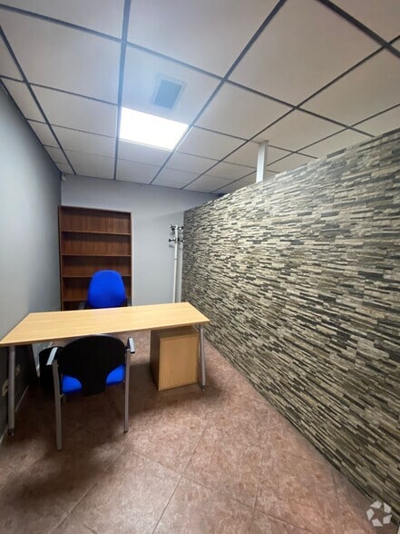 Coworking Space in Azuqueca de Henares, Guadalajara for lease - Interior Photo - Image 1 of 1