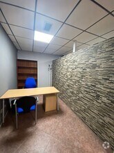 Coworking Space in Azuqueca de Henares, GUA for lease Interior Photo- Image 1 of 1