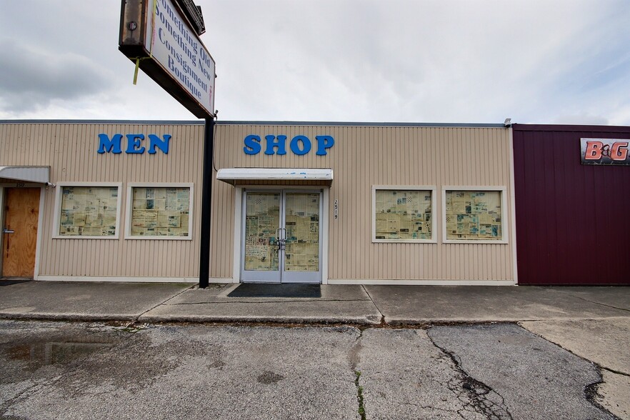 2519 Lower Huntington Rd, Fort Wayne, IN for lease - Primary Photo - Image 1 of 9