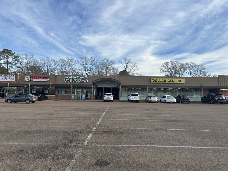 3117-3167 Us-80 E, Jackson, MS for lease - Building Photo - Image 2 of 10