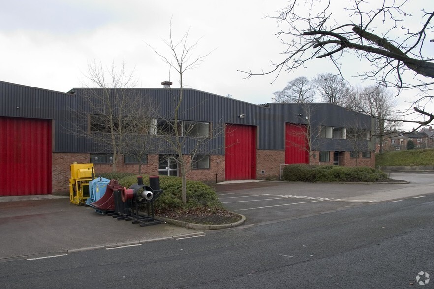 Fence Ave, Macclesfield, SK10 1LT