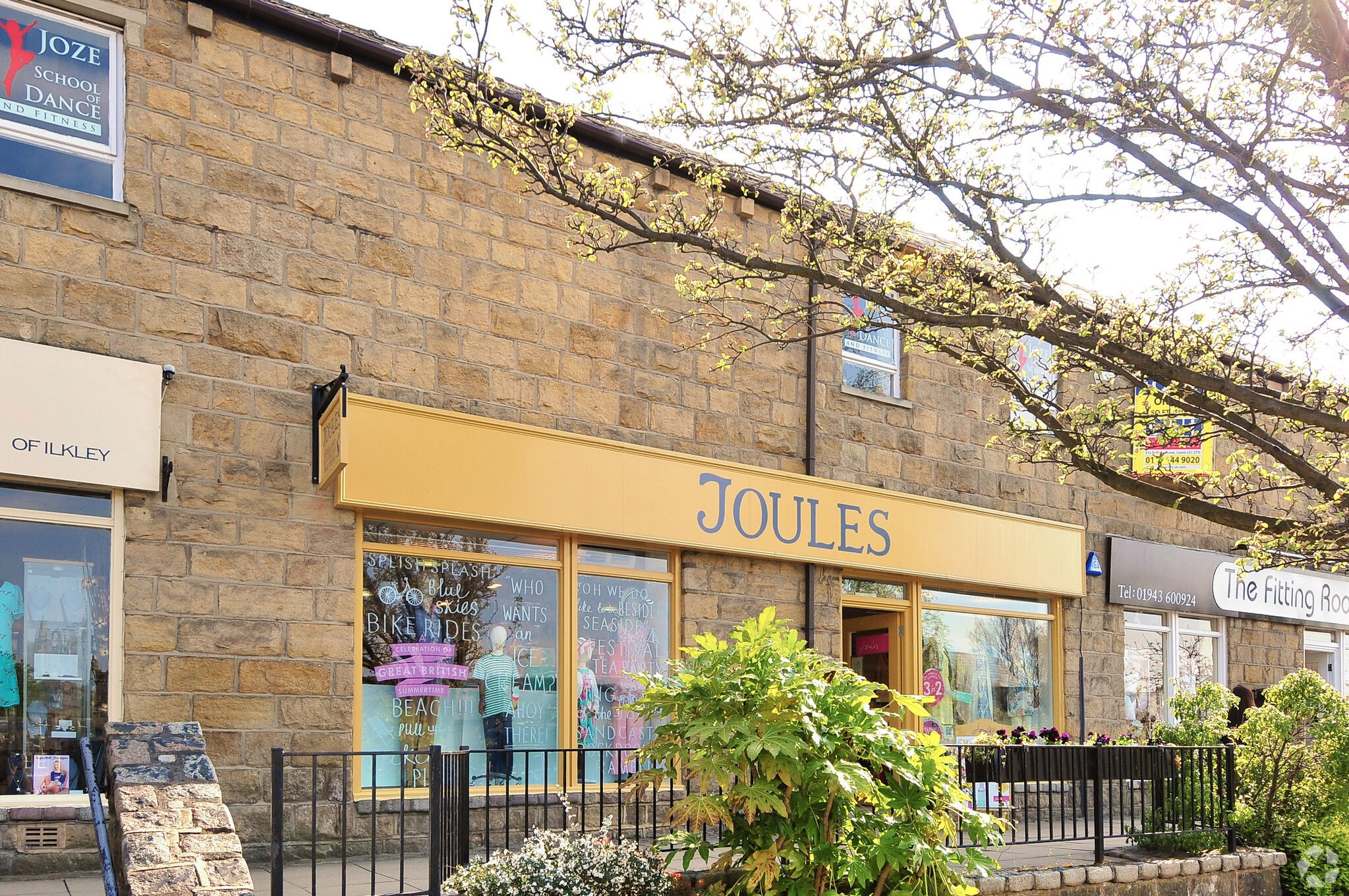 19-21 The Grove Promenade, Ilkley for sale Primary Photo- Image 1 of 1