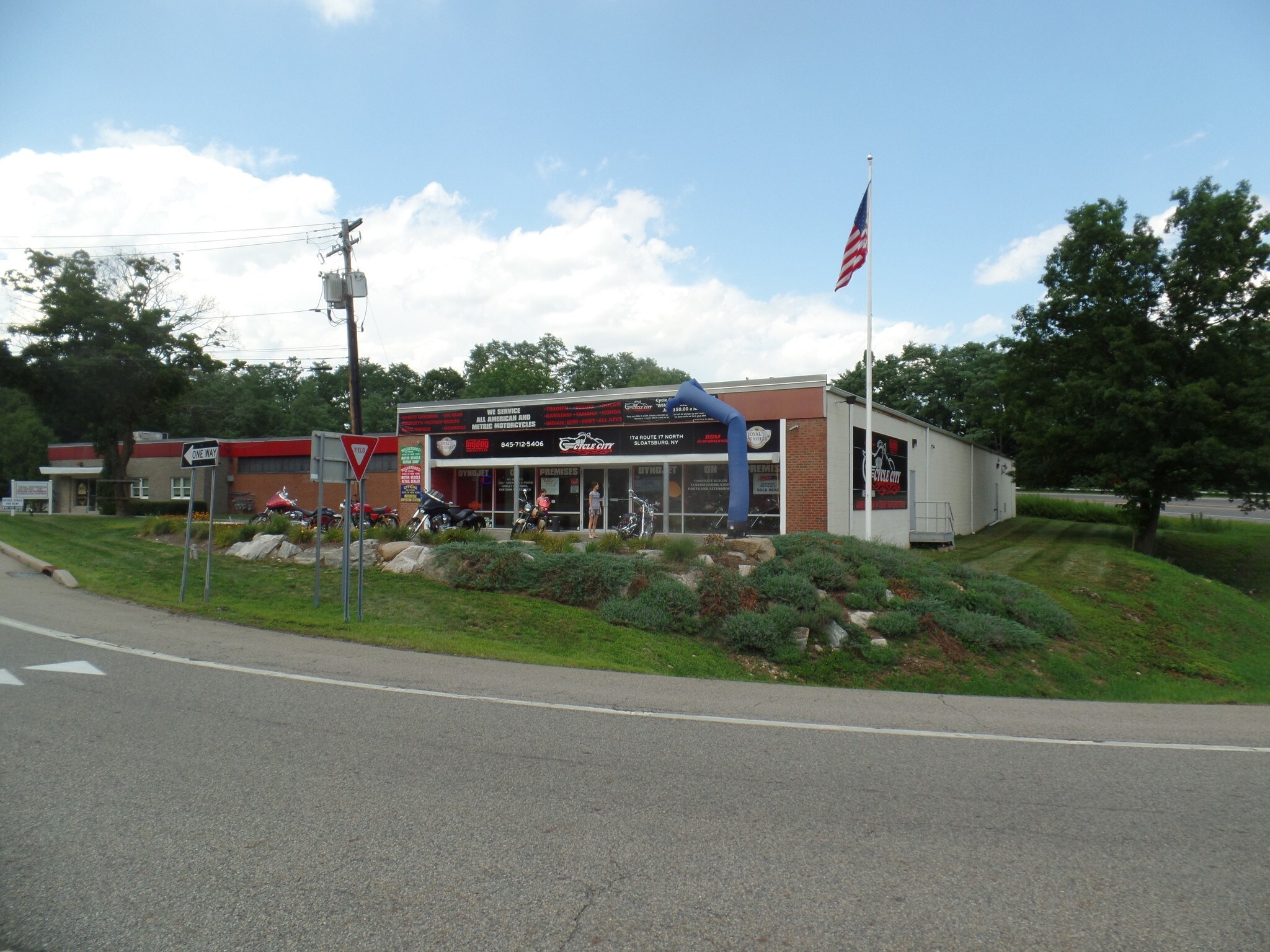 174 Route 17, Sloatsburg, NY for sale Primary Photo- Image 1 of 1