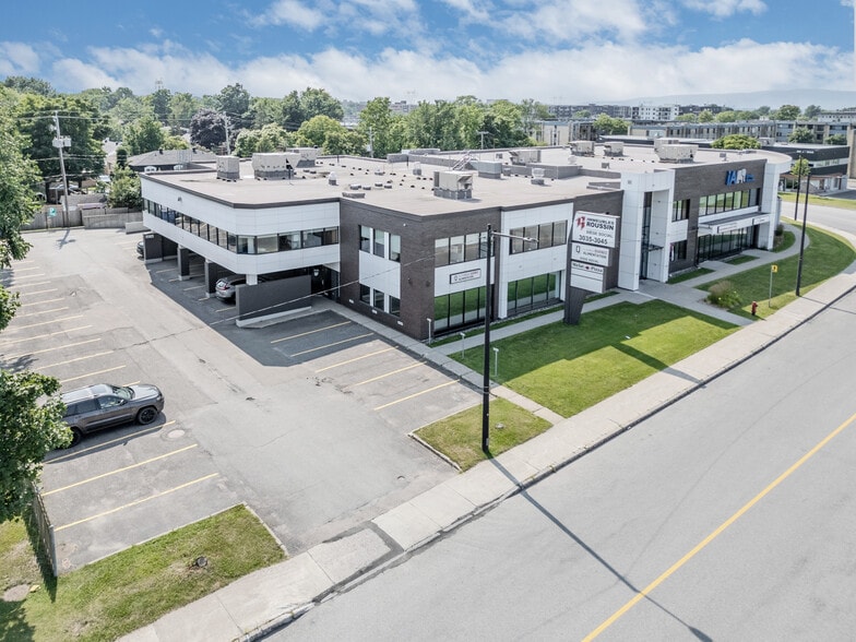 3035 Av Maricourt, Québec, QC for lease - Building Photo - Image 1 of 8