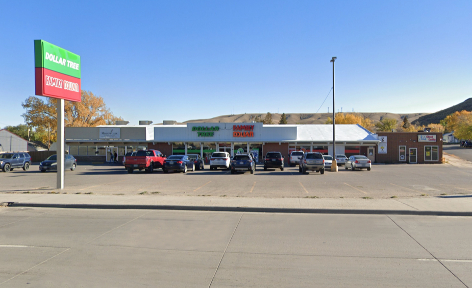 1016 W Spruce St, Rawlins, WY for lease - Building Photo - Image 1 of 5