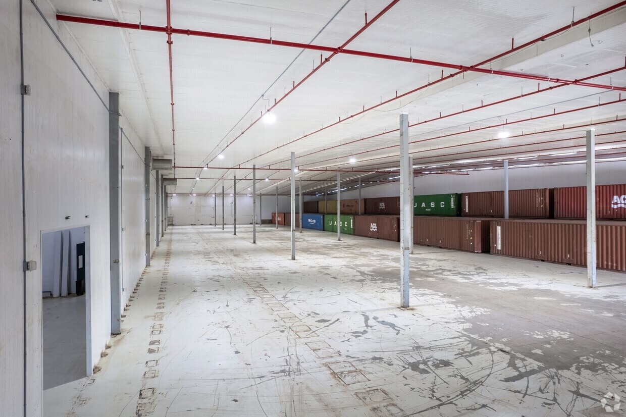 516 John St N, Aylmer, ON for lease Interior Photo- Image 1 of 30