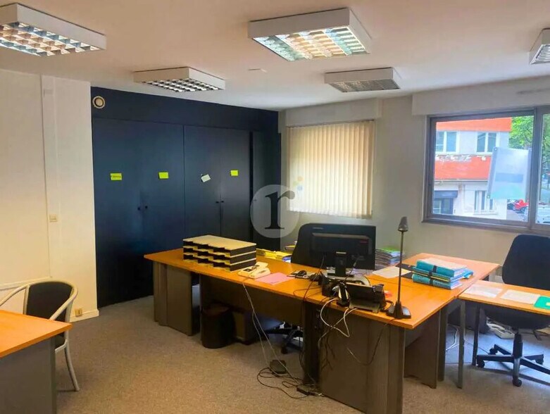 Office in Lille for lease - Interior Photo - Image 3 of 5