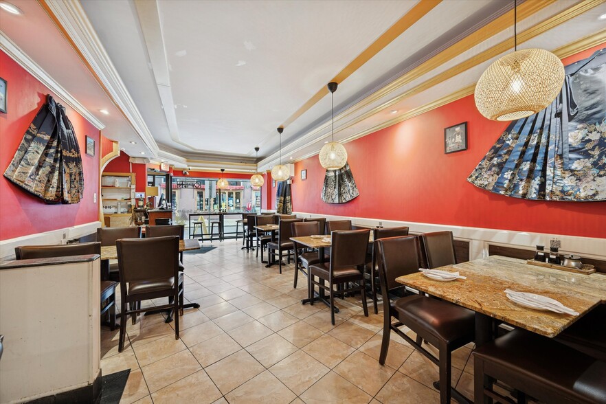 274 S 20th St, Philadelphia, PA for sale - Interior Photo - Image 3 of 11