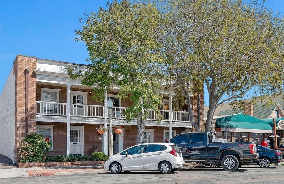 7817 Herschel Ave, La Jolla, CA for lease - Building Photo - Image 1 of 9