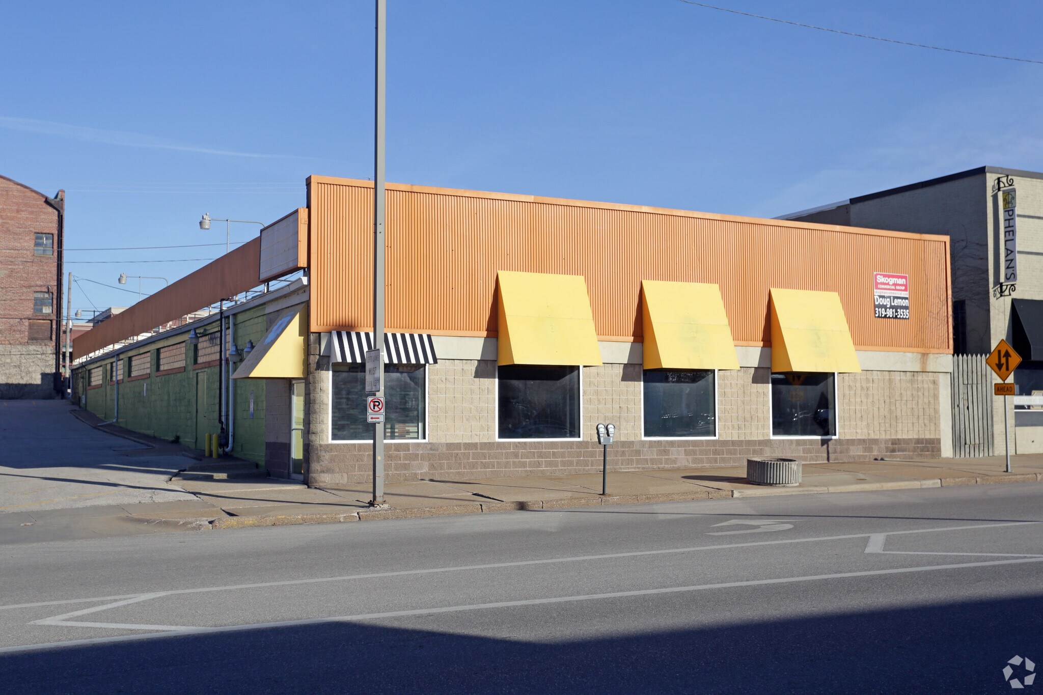 712 3rd Ave SE, Cedar Rapids, IA for sale Primary Photo- Image 1 of 1