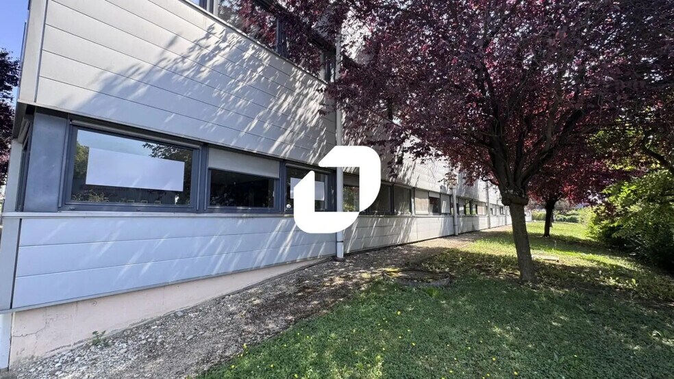 32 Rue De L'Industrie, Illkirch-Graffenstaden for lease - Building Photo - Image 2 of 26