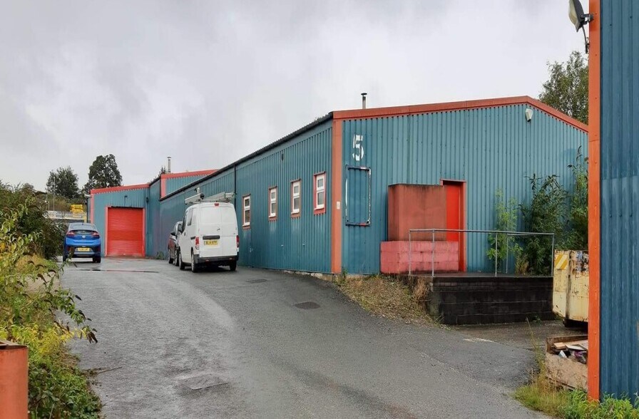 Maesbury Rd, Oswestry, SY10 8HA