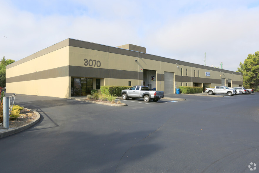 3070 Bay Vista Ct, Benicia, CA for lease - Primary Photo - Image 1 of 9