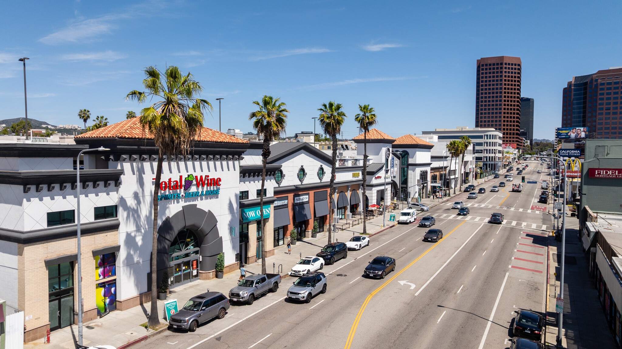 11941-12013 Wilshire Blvd, Los Angeles, CA for lease Building Photo- Image 1 of 7