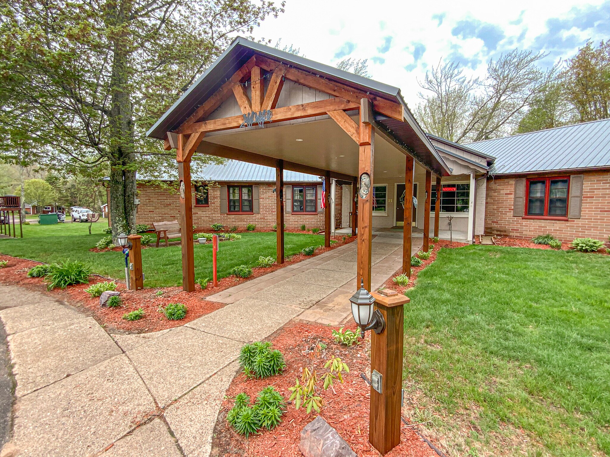 22554 Lakeshore Rd, Ontonagon, MI for sale Building Photo- Image 1 of 1